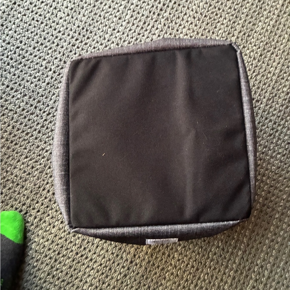 2 for $10: Thirty One  round storage bin - Picture 3 of 3